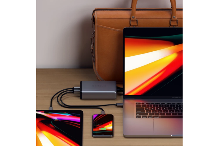 Multi Device USB-C Desktop Charger