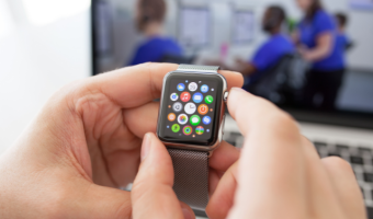 How to Control Your Apple Watch Using Hand Gestures